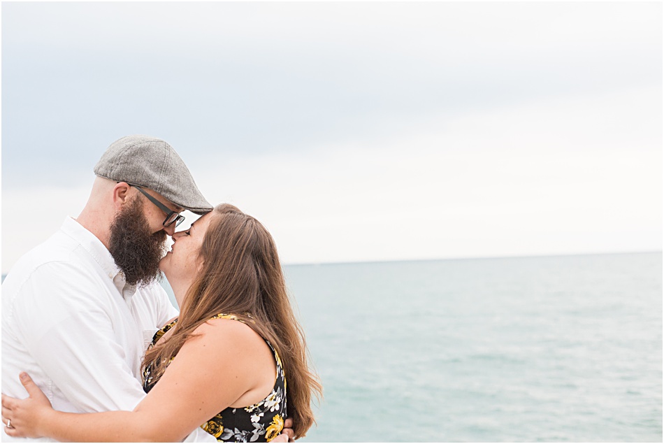Belmont-Harbor-Engagement_0020.jpg Belmont-Harbor-Engagement_0020.jpg