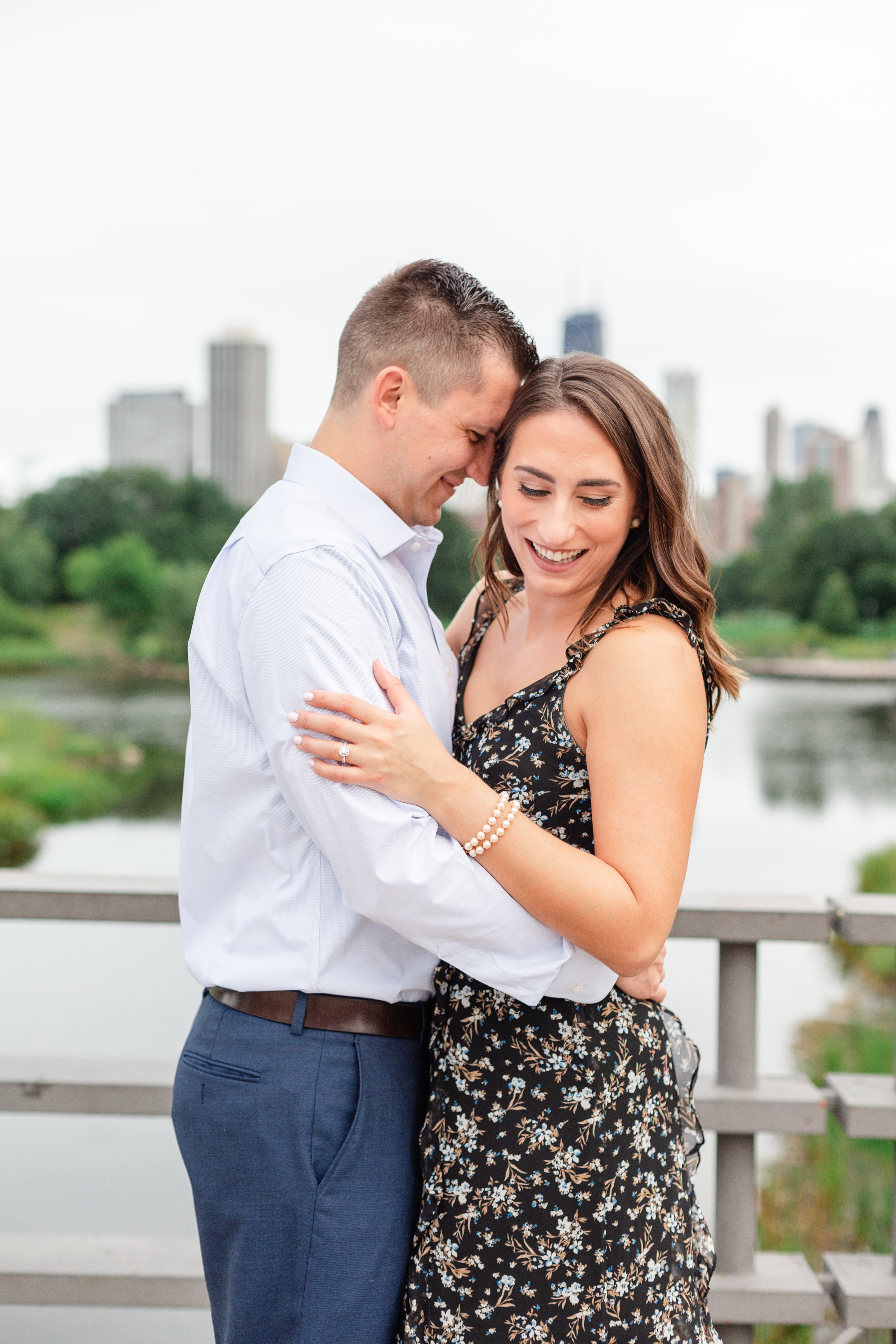 Chicago Engagement Photos_0006.jpg Chicago Skyline with a Couple