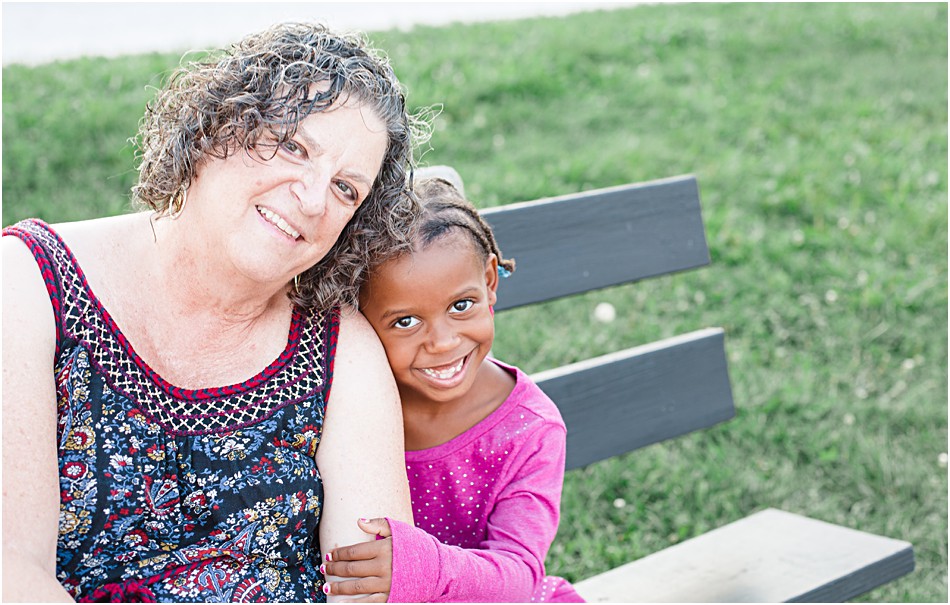 Chicago Harbor Nana Family Portraits_0022.jpg