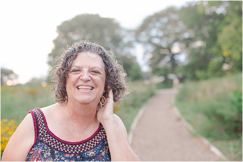 Chicago Harbor Nana Family Portraits_0027.jpg