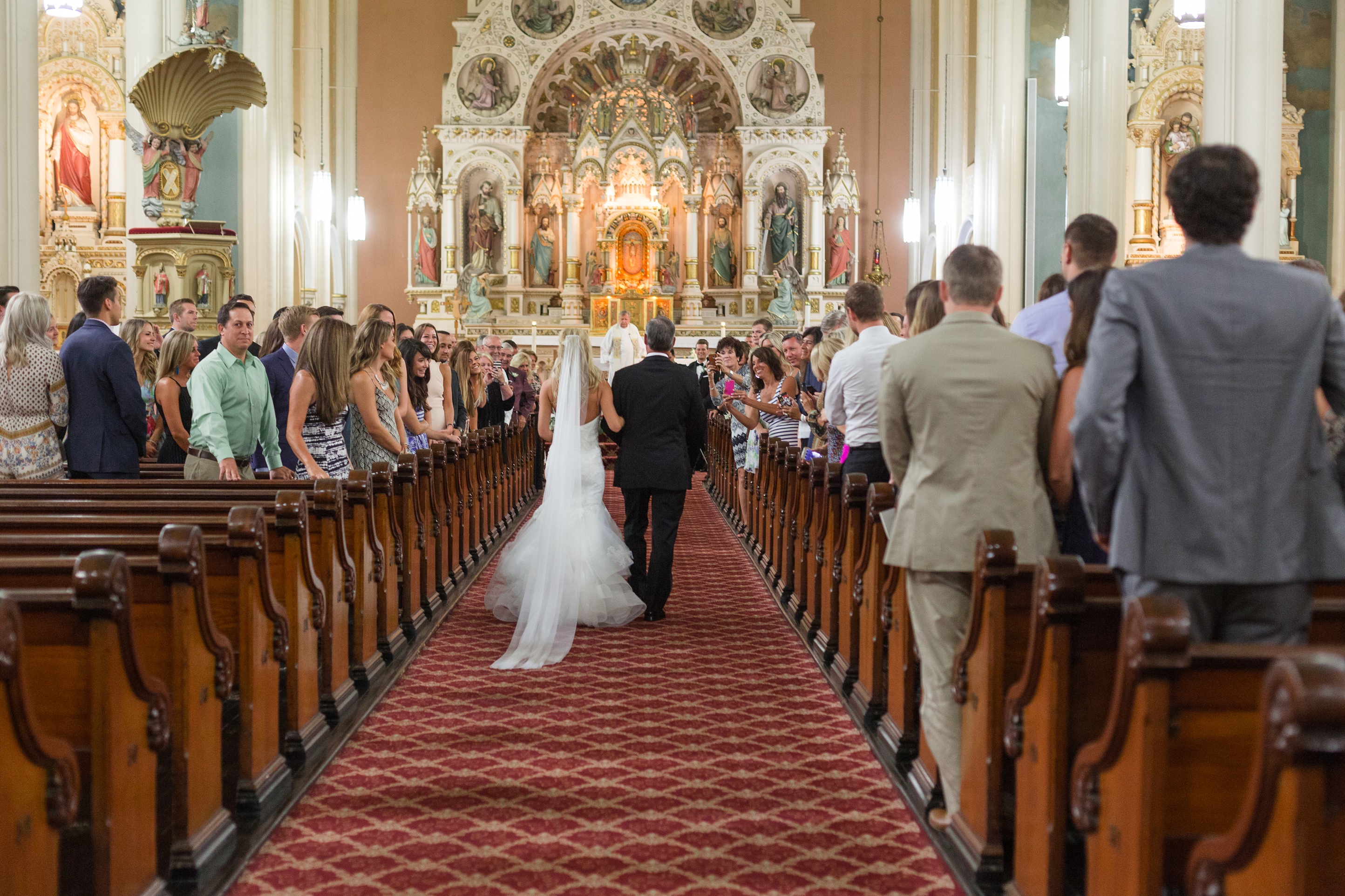 Elegant Blush Downtown Chicago Wedding - Nikole Marie Photography