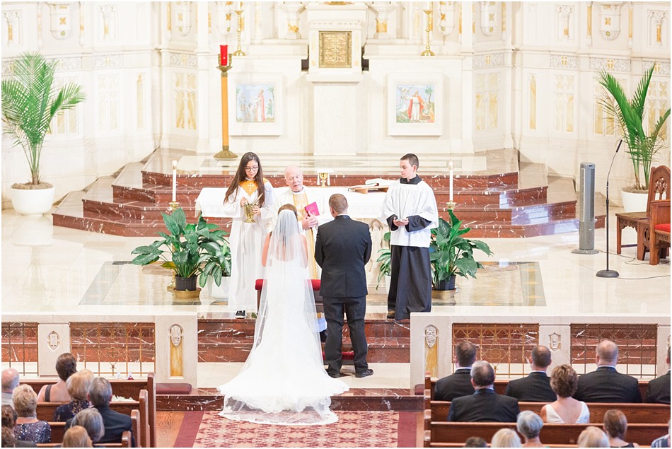 Germania Place Chicago Wedding Nikole Marie Photography germania-place-chicago-wedding-nikole-marie-photography