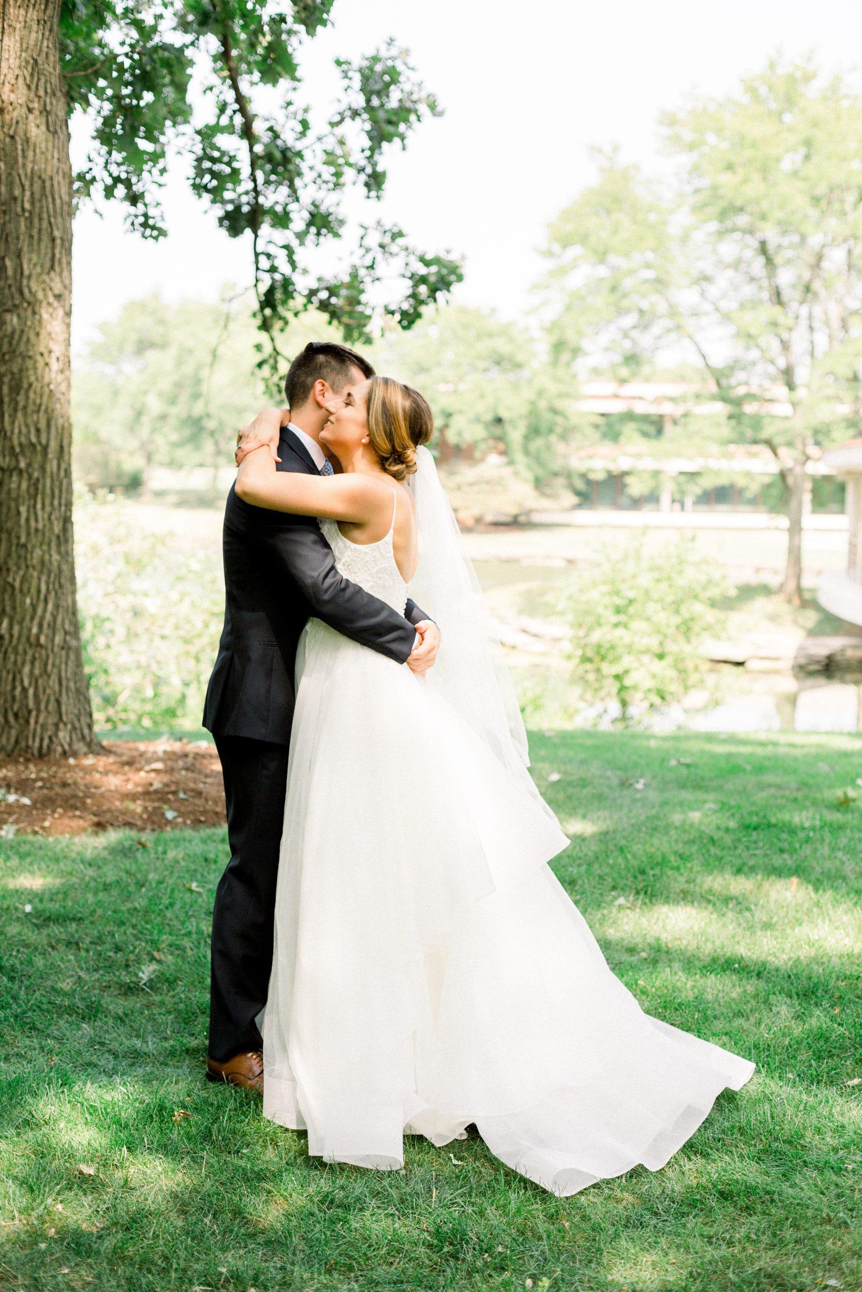 Elegant Hyatt Lodge Wedding - nikole marie photography