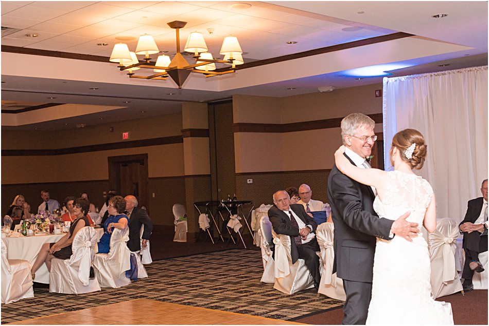 Libertyville_DoubleTreee_Wedding_0069.jpg