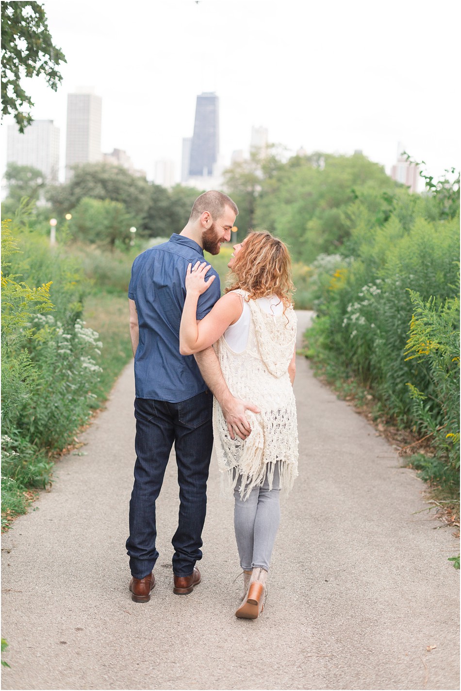 LincolnParkHoneyCombFamilyPhotos_0013.jpg LincolnParkHoneyCombFamilyPhotos_0013.jpg