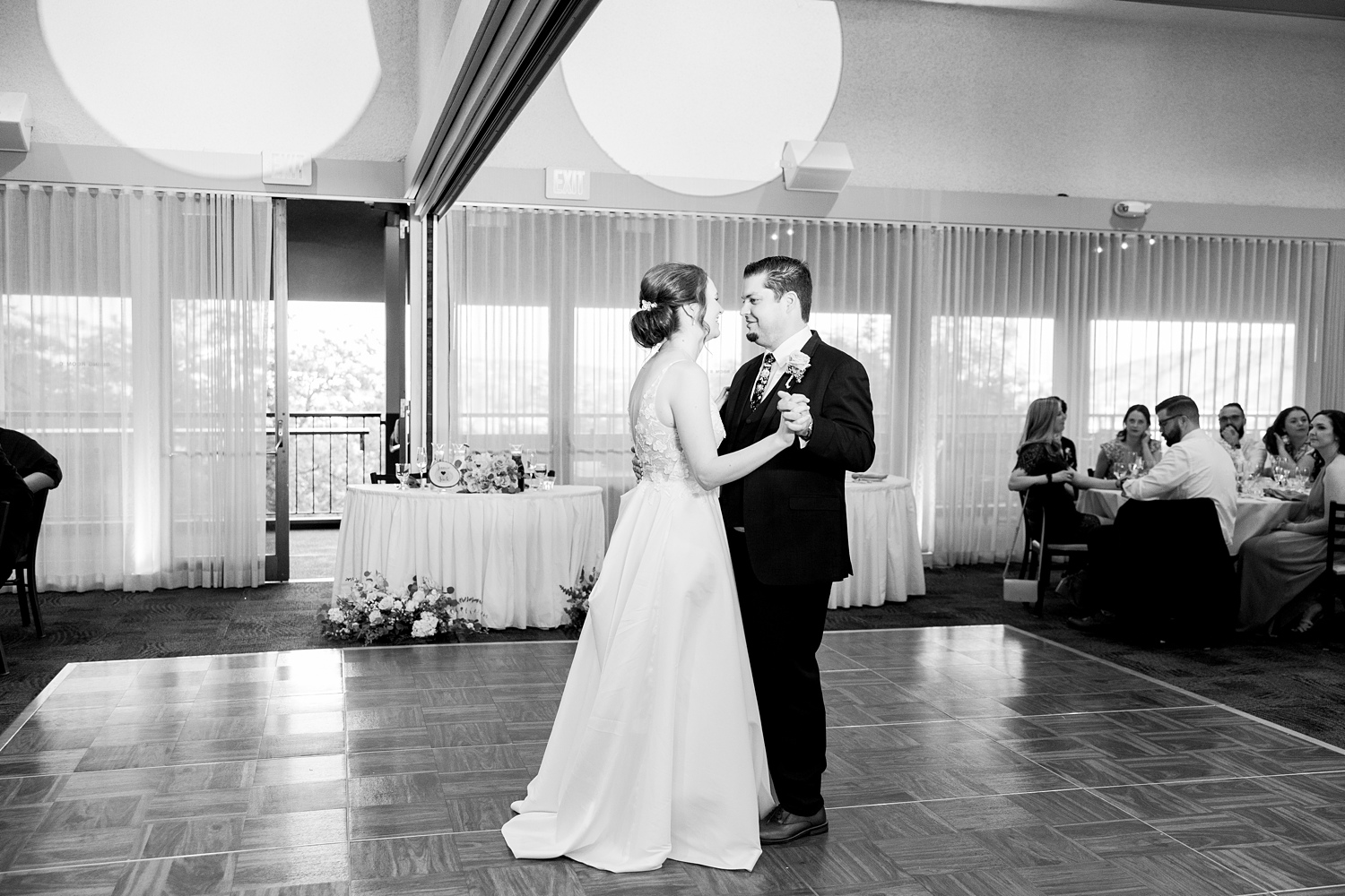 first dance bride and groom