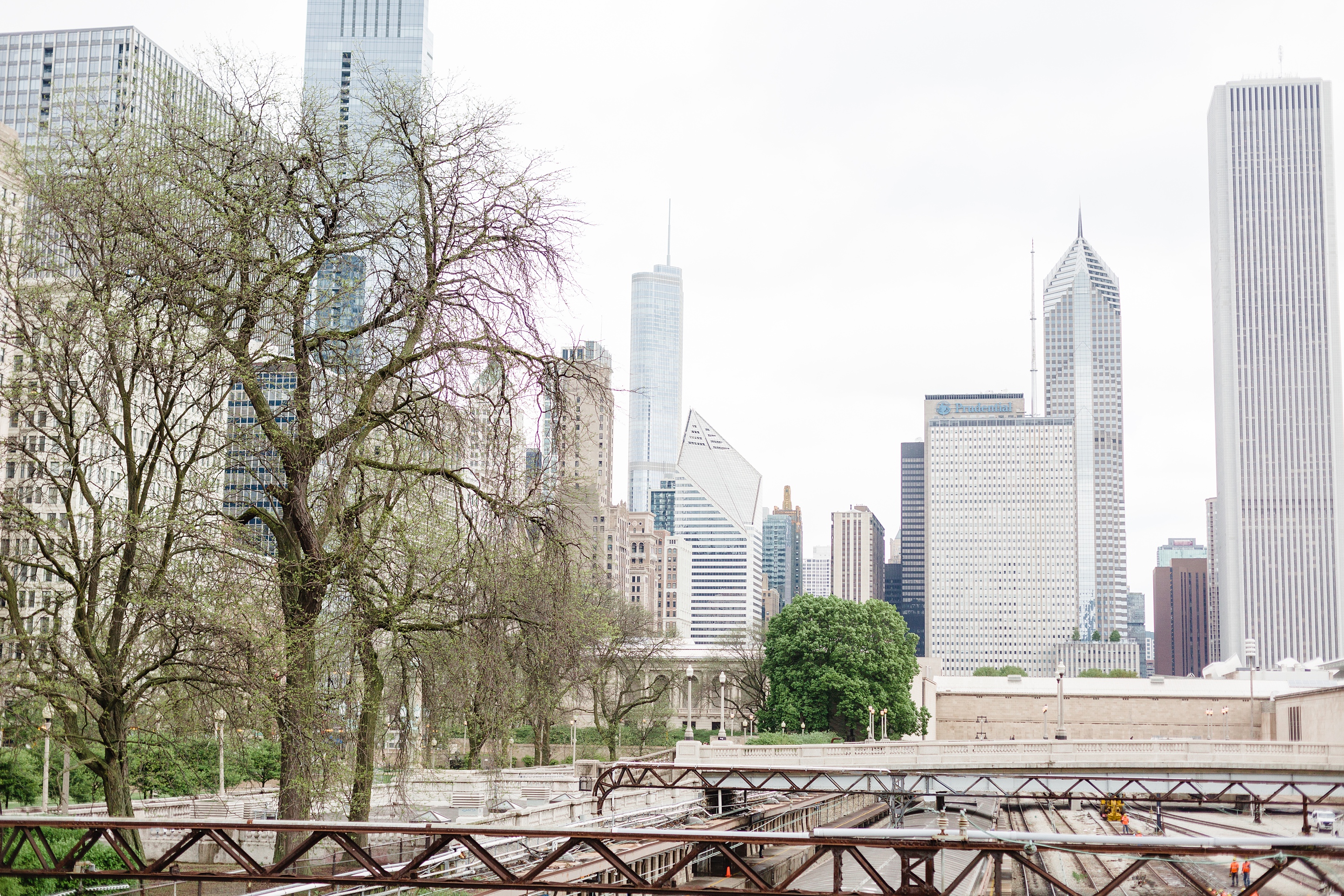 Stunning Downtown Chicago Engagement Photos_0001.jpg Stunning Downtown Chicago Engagement Photos_0001.jpg