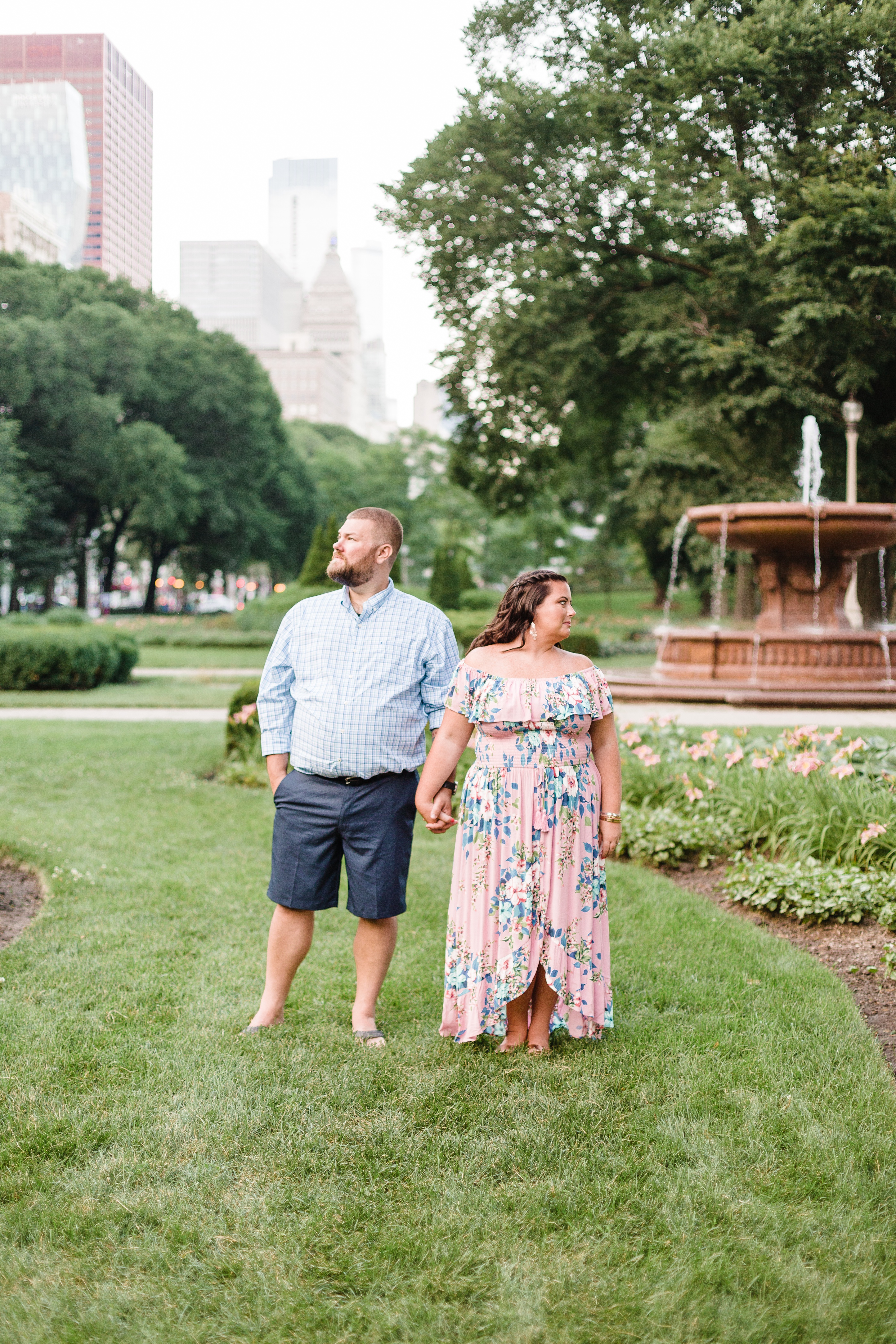Summer Grant Park Engagement Photos_0004.jpg Summer Grant Park Engagement Photos_0004.jpg